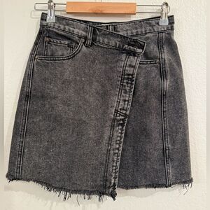 Free People PARKER DENIM WRAP
SKIRT black size 26